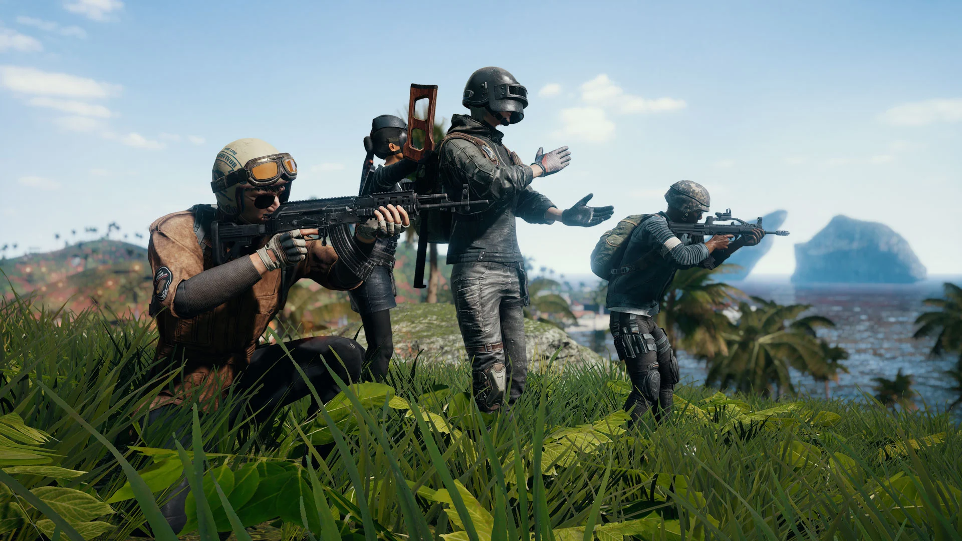Quatro personagens de PUBG equipados com armas e capacetes em um cenário de selva tropical com palmeiras e montanhas ao fundo, representando as novidades do Roadmap 2026.