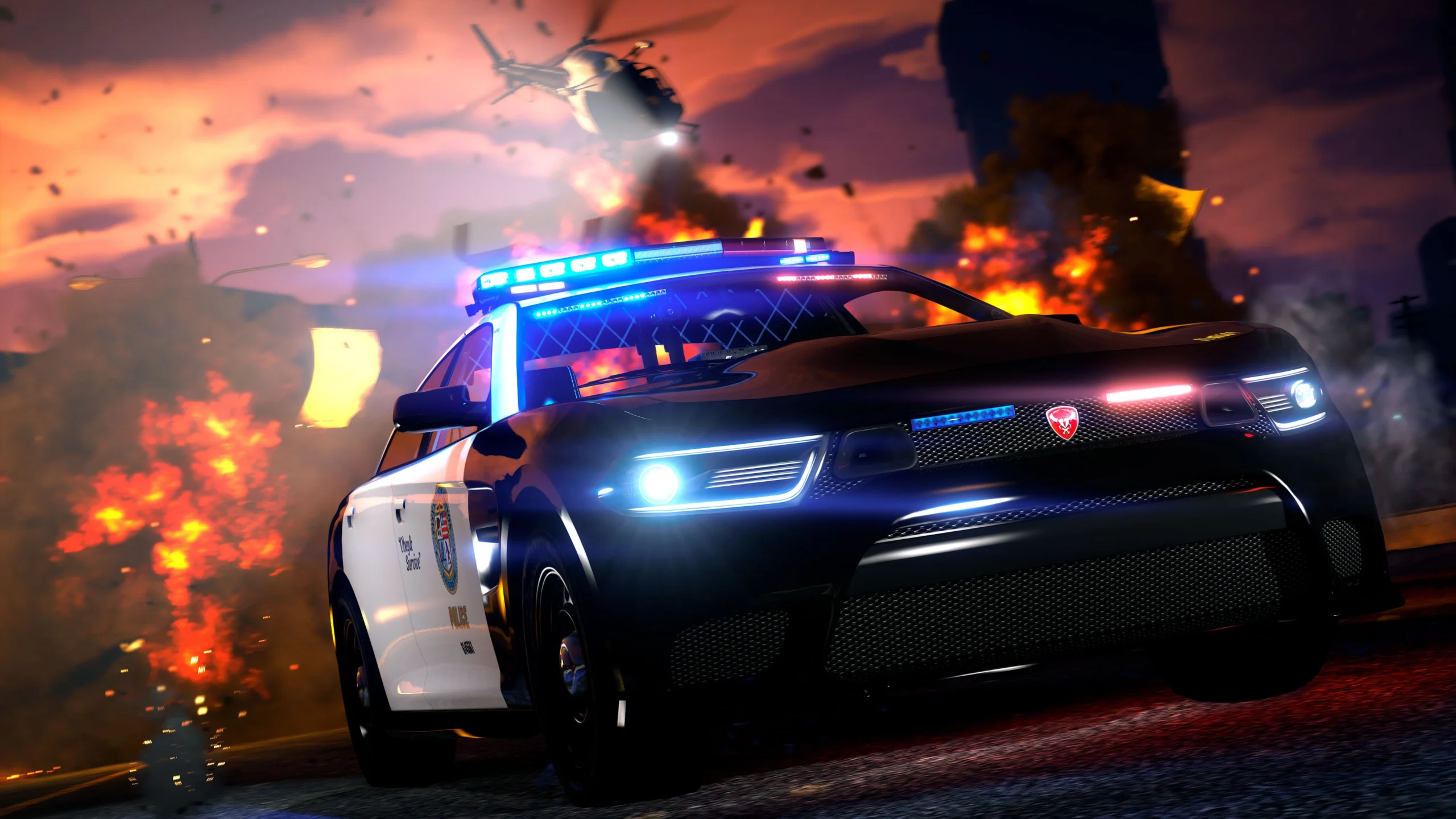 Viatura policial Bravado Buffalo STX Pursuit em cena de perseguição no GTA Online.